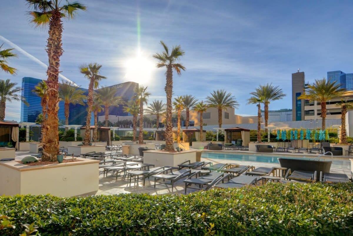 Mgm Signature-20-609 Strip View Jacuzzi Studio Лас Вегас Екстериор снимка